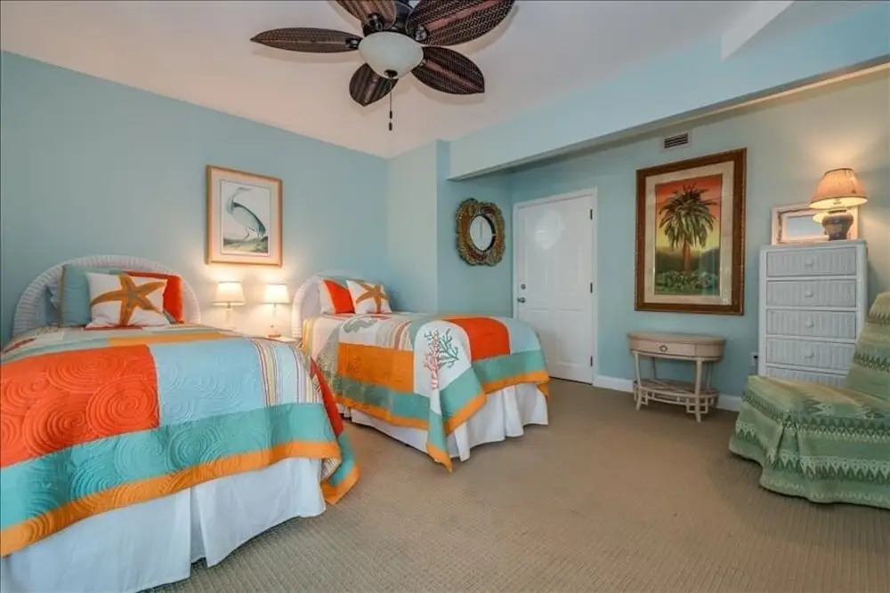 Homes-293 Harbor Drive