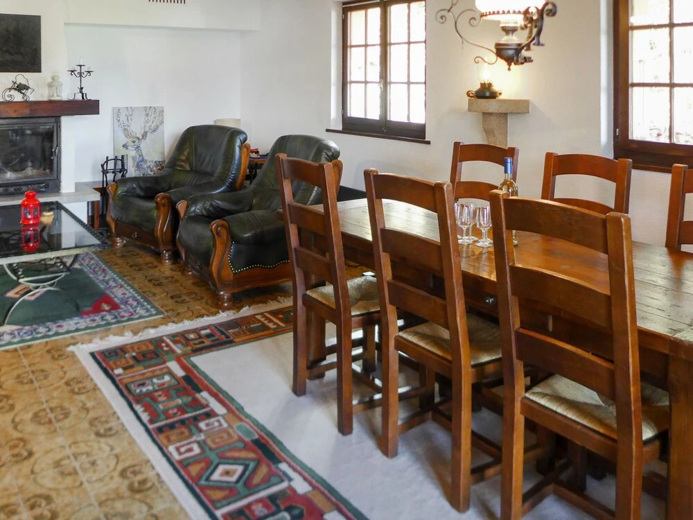 Chalet Chalet Chante Neige by Interhome
