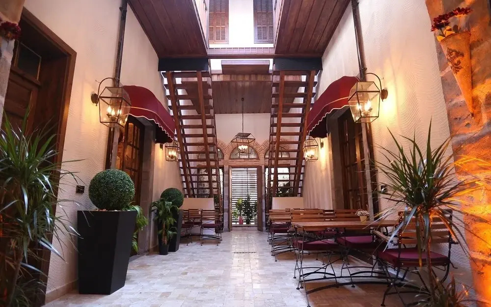 La Perla Boutique Hotel