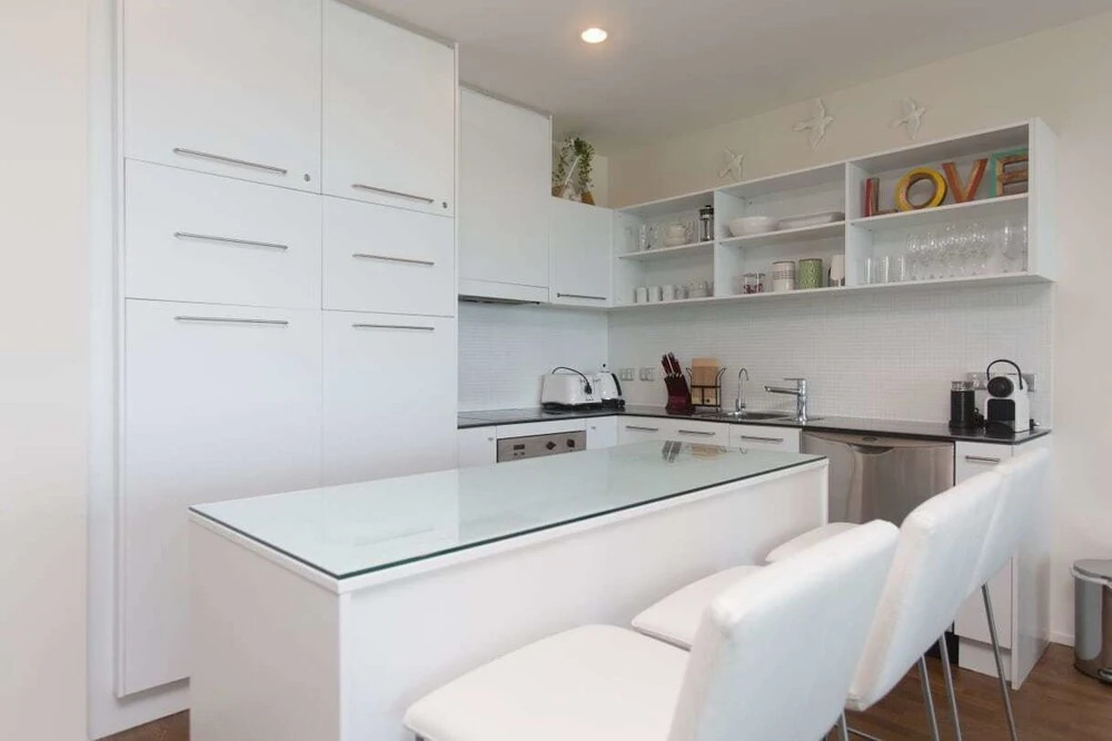 Spacious & Luxurious with Views
