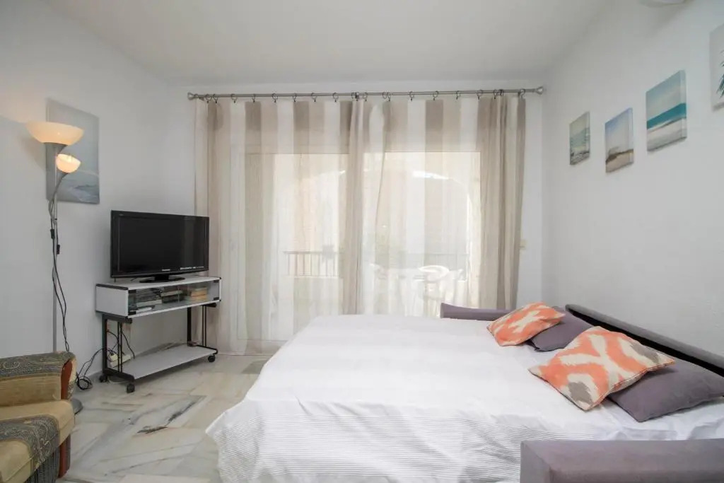 Erisa 31 by IVI Real Estate