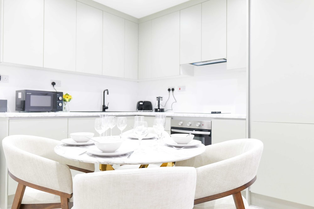 The Wembley Crown Retreat 1 Bed Flat