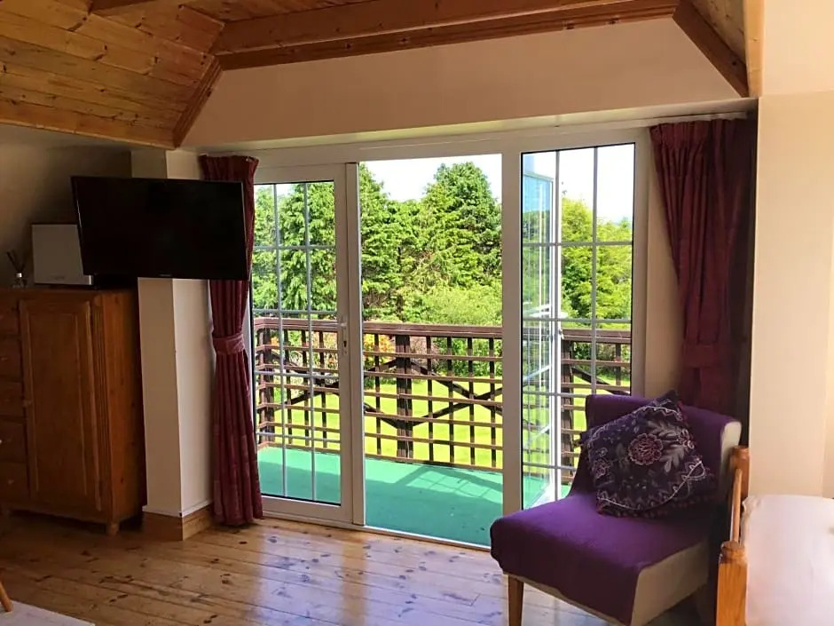 Aran Lodge