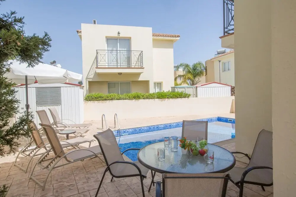 Villa Cl42, Lovely 3bdr Pernera Villa With Pool, 5 Minute Walk to Kalamies Beach