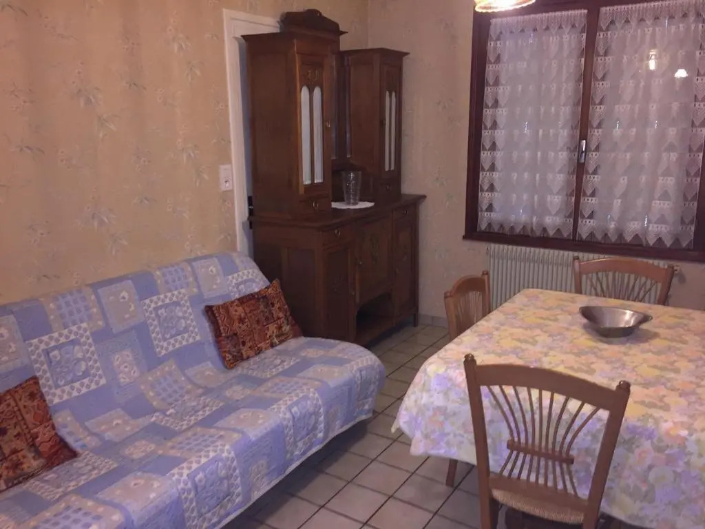 Appartement Mont-Dore, 2 pièces, 4 personnes - FR-1-415-31