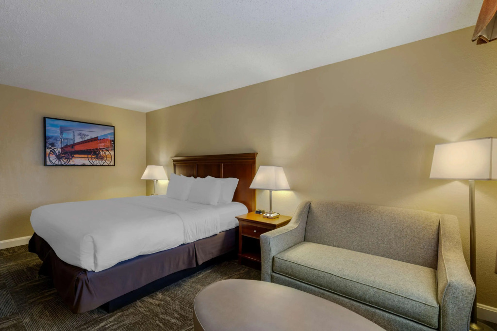 Best Western Plus Wooster Hotel & Conference Center