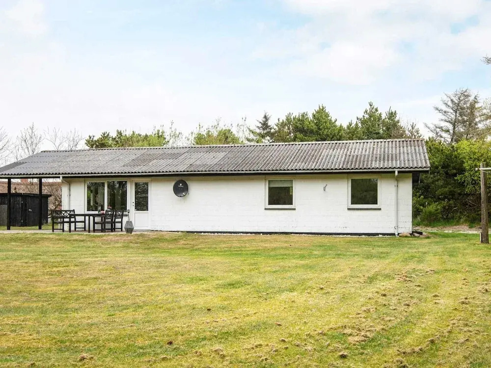 6 Person Holiday Home in Ringkobing-by Traum