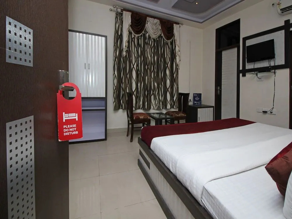 OYO Rooms Gaurav Tower