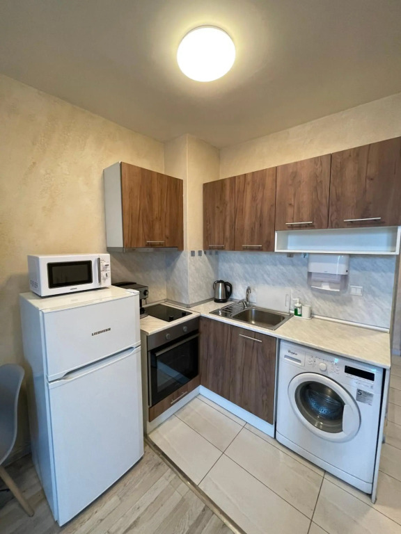 Colonel apartment 845