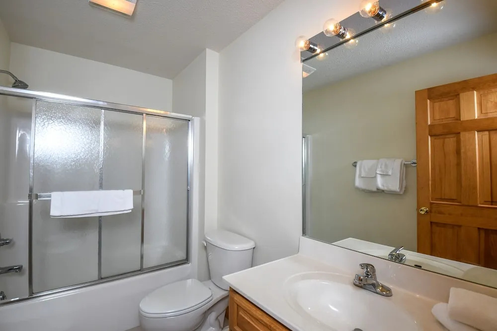 Cedar Creek 4 Bedroom Townhome #14