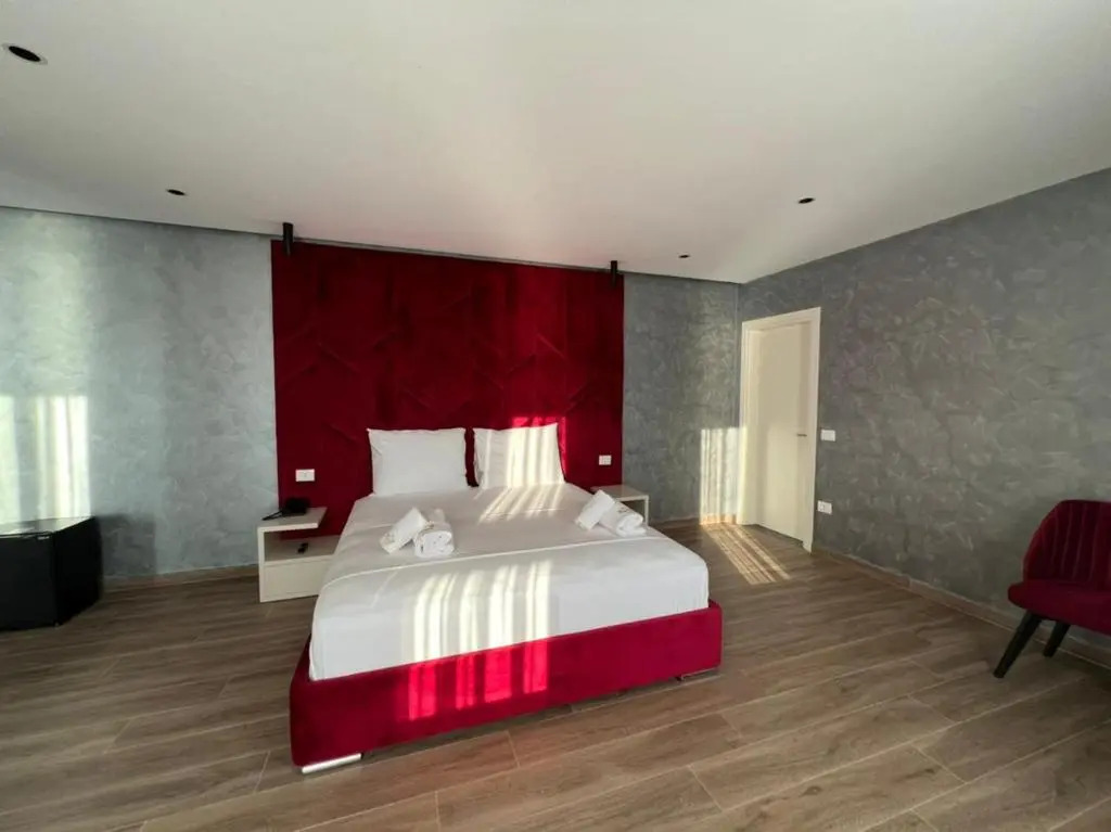 Leon Hotel