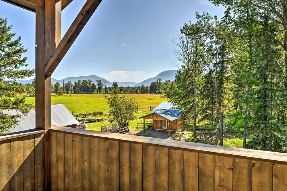 Columbia Falls Apt ~ 17 Mi to Whitefish Resort!