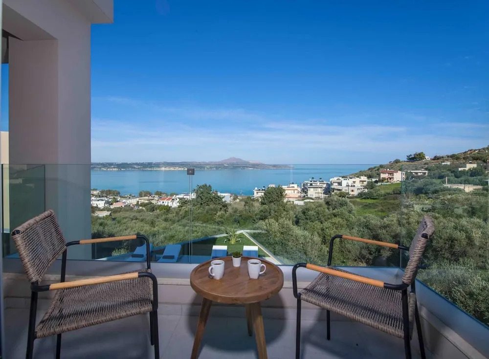 Kalyves Royal Villa I "Free"heated pool,gym&seaview