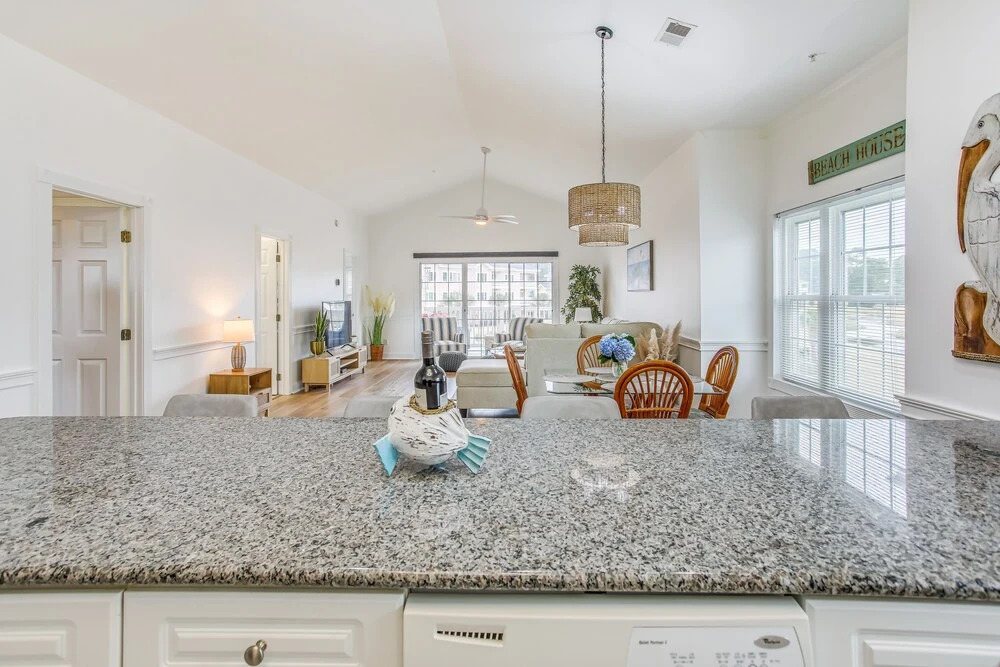 2 Mi to Shore: Myrtle Beach Condo w/ Pool!