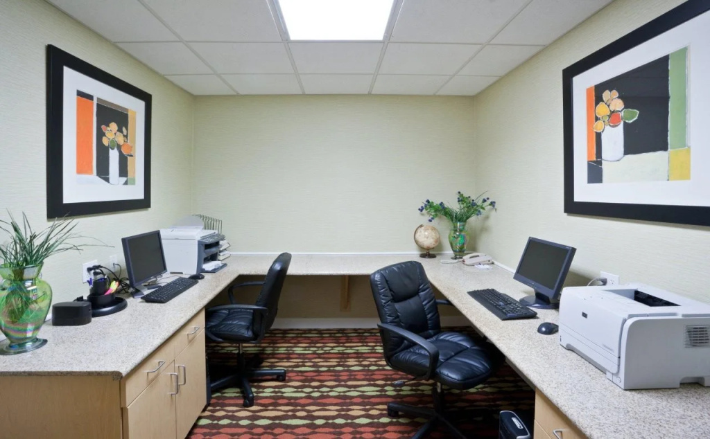 Holiday Inn Express Stockton Southeast by IHG