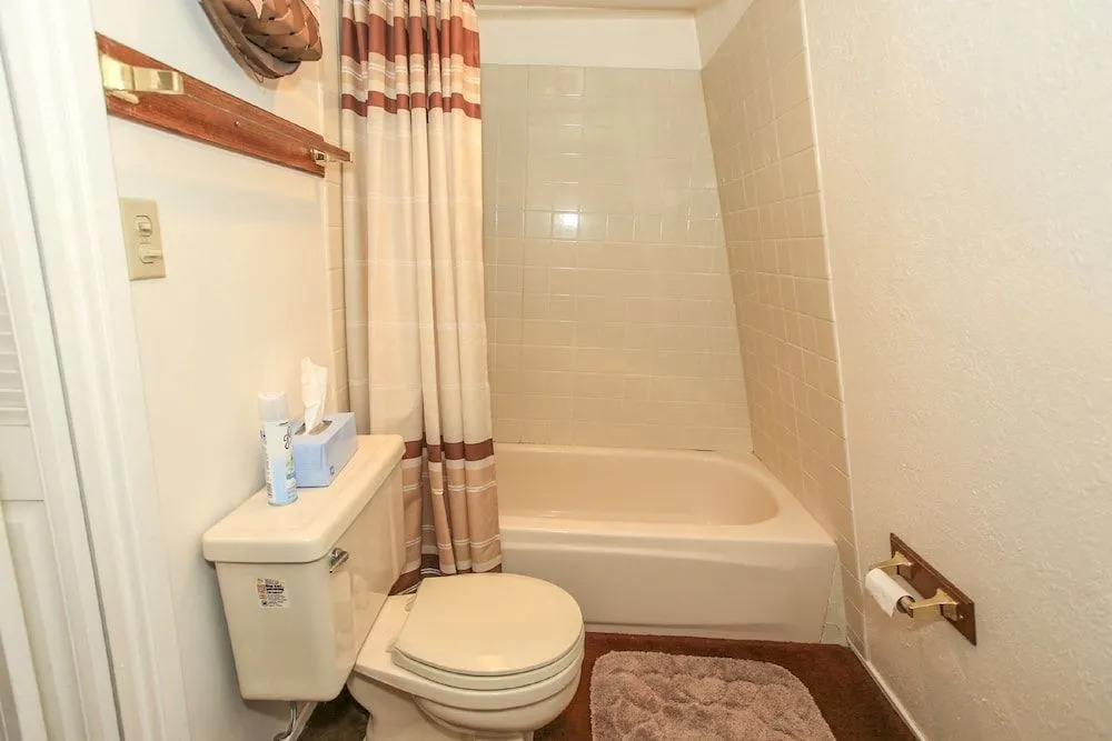 Glenview Getaway