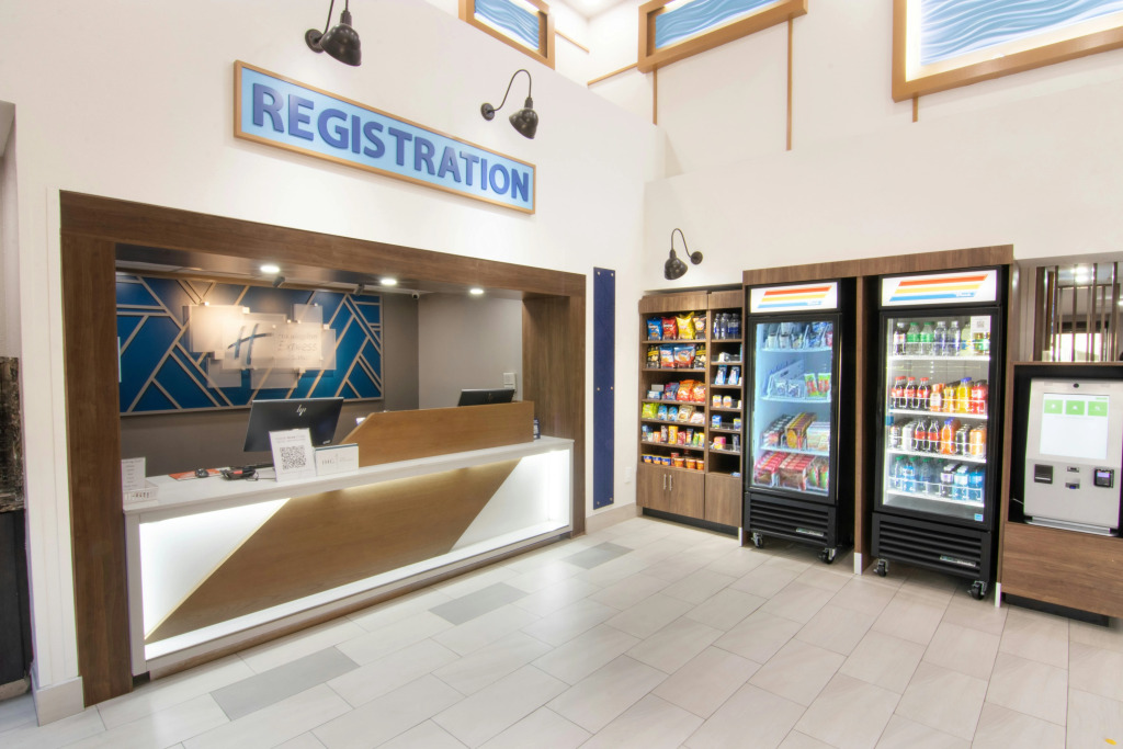 Holiday Inn Express and Suites Fort Lauderdale Airport West by IHG