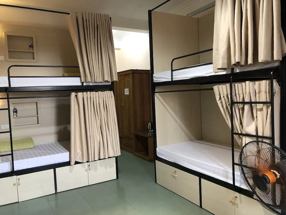 Thong Nhat 2 Hotel