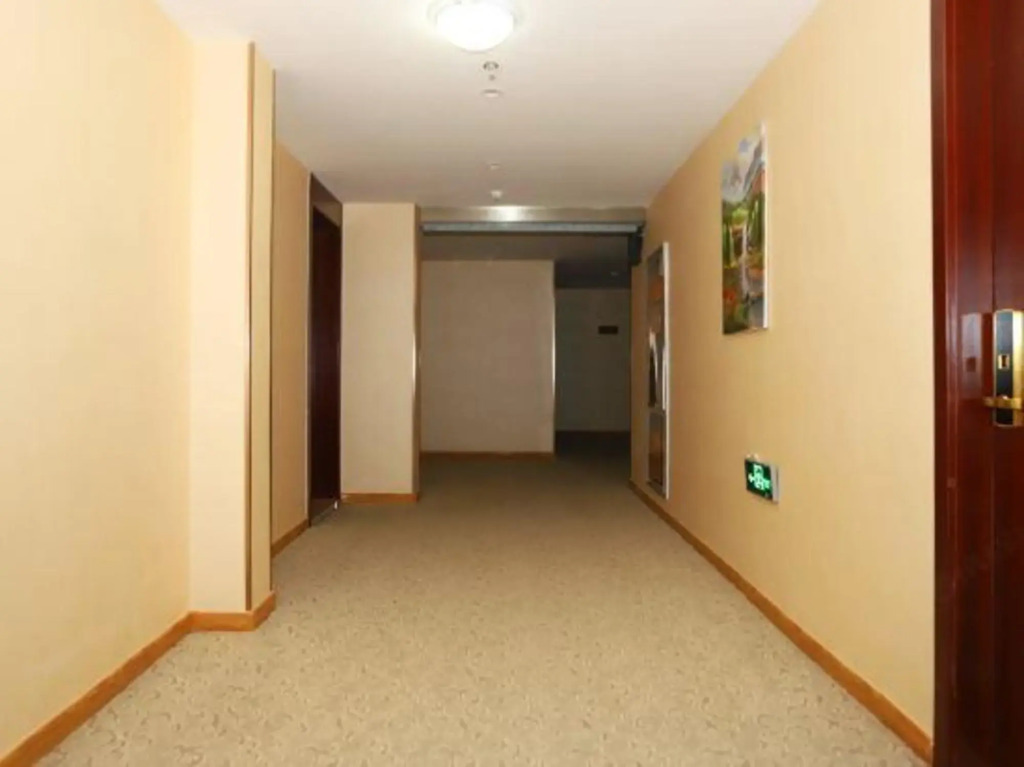 Zhijia Hotel (Weihai Oulefang)