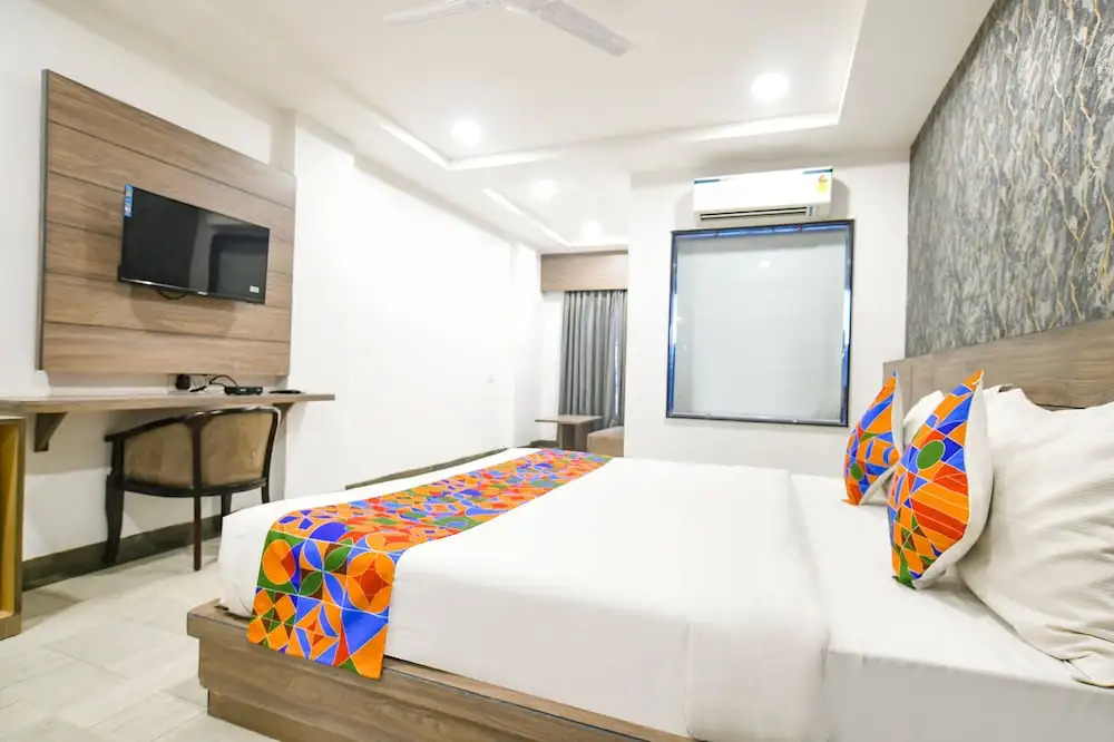 Fabhotel Prime The Euro
