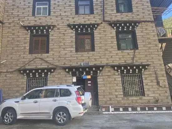 Baiyao Homestay
