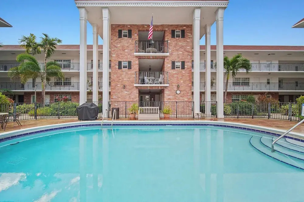 Luxe 2BR Escape Fort Lauderdale