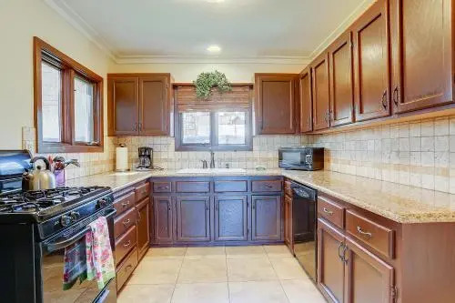 Albany-Close to Old Mill-3BR/2BA