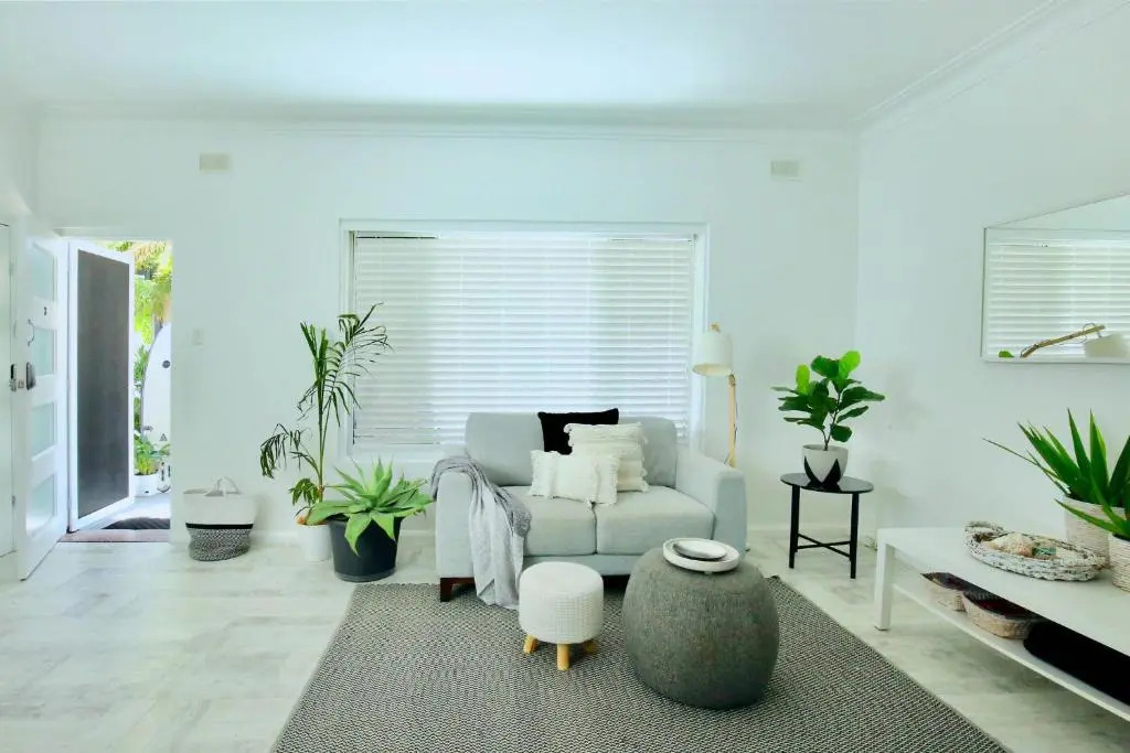 Beautifully renovated quiet unit in Cronulla