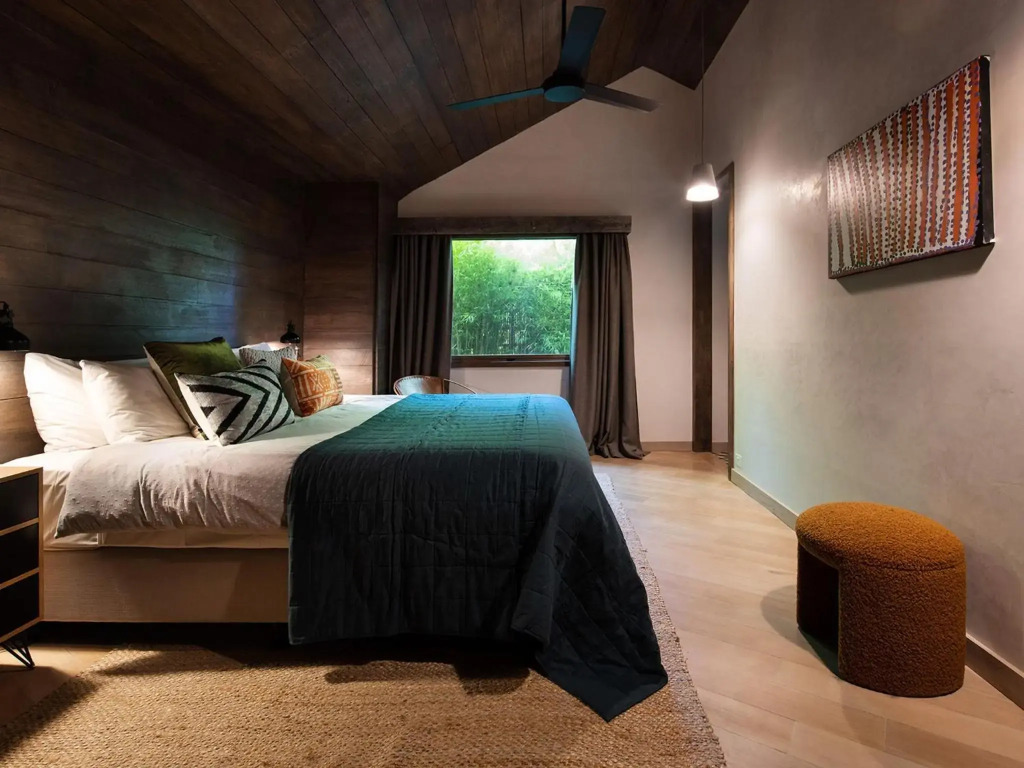 Hardwood House