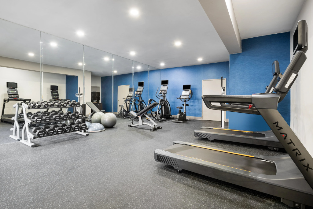 Holiday Inn Express Simi Valley by IHG