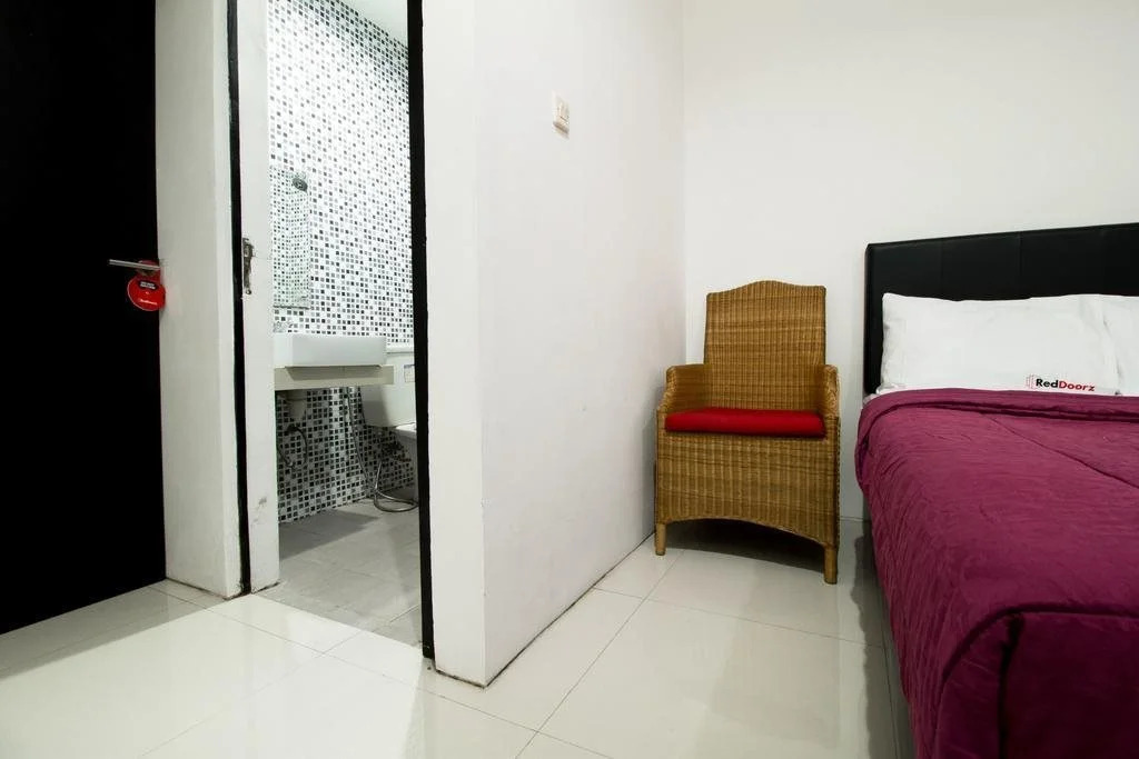 RedDoorz Apartment @ Cilandak