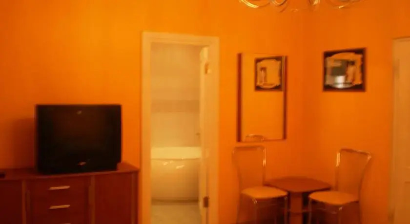 Gay Hostel Varavīksne
