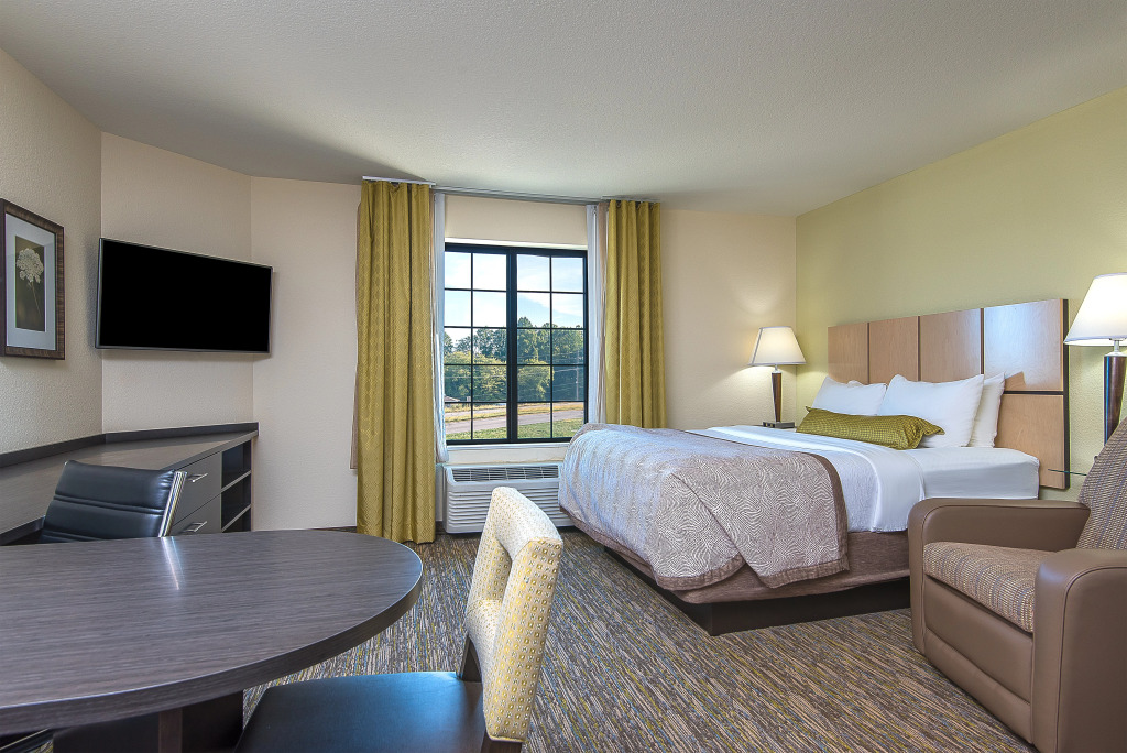 Candlewood Suites Bloomington by IHG