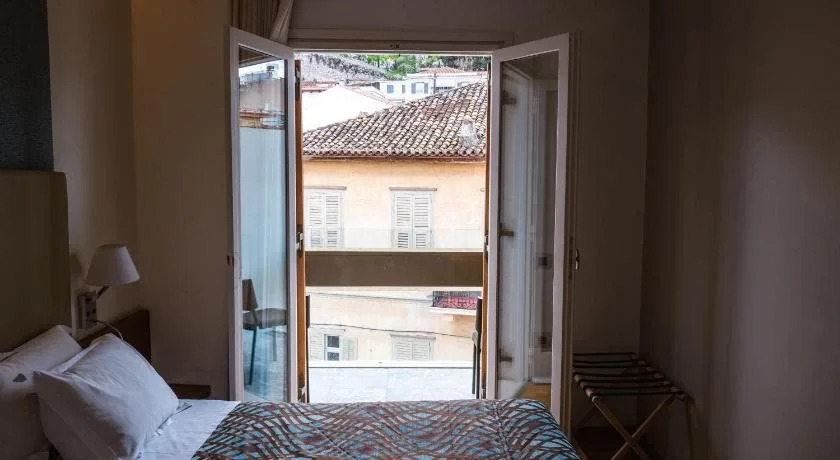 Victoria Hotel