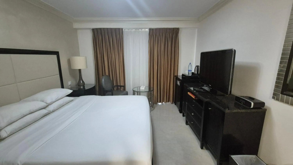 Le Vendome Hotel
