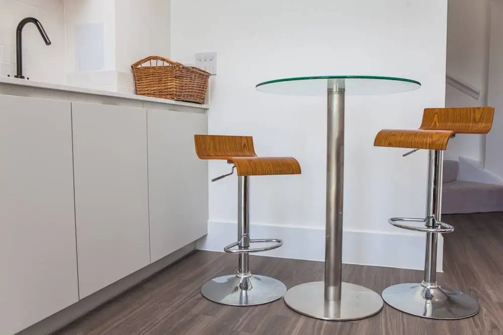 1 Bed Mezzanine-City Views & Great Location