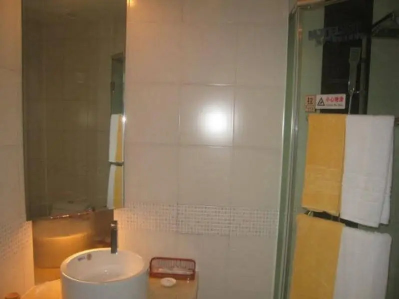 Motel168 Suzhou Sanxiang Road Inn