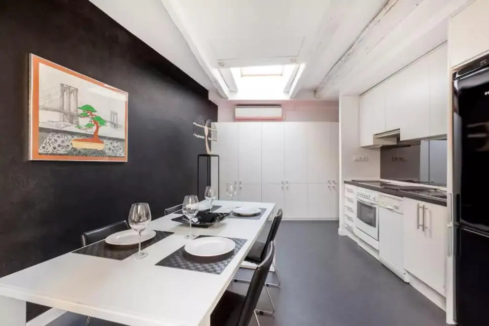 Cute Apartment In The Heart Of Madrid