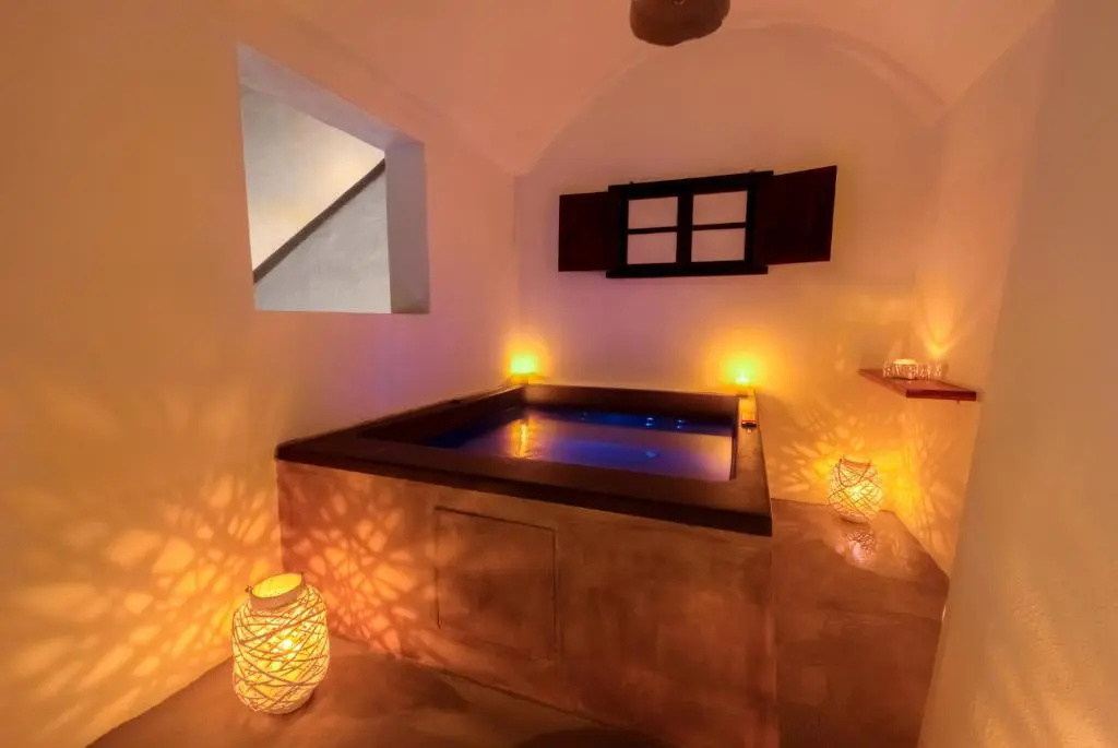 Pasithea Suites