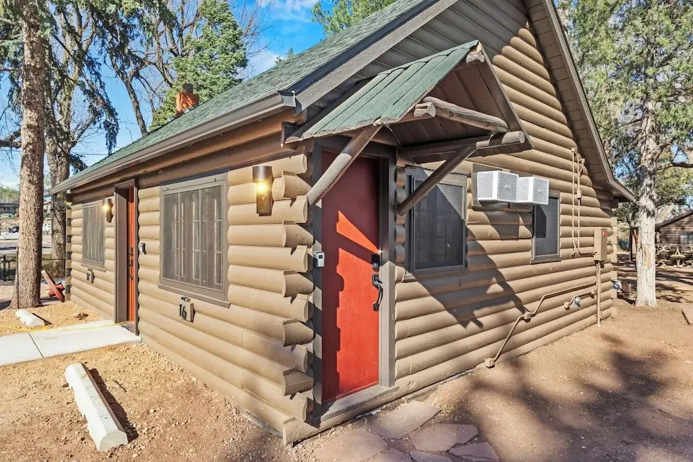 Timber Lodge Cabin 16