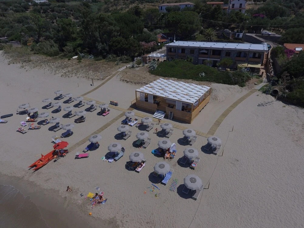 Residence Le Palme - Appartamenti sul mare - Spiaggia tra Palinuro e Caprioli