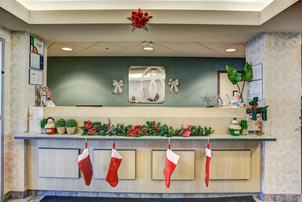 Motel 6-Grande Prairie, AB