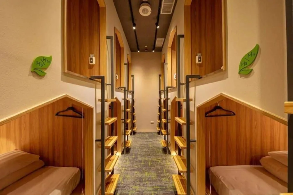 CHO Stay Capsule Hotel-Taoyuan Airport T2