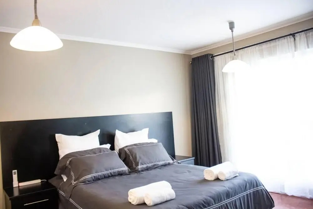 Inviting 3-bed Apartment In The City