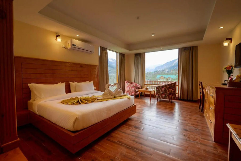 Clarks Inn Suites, Manali