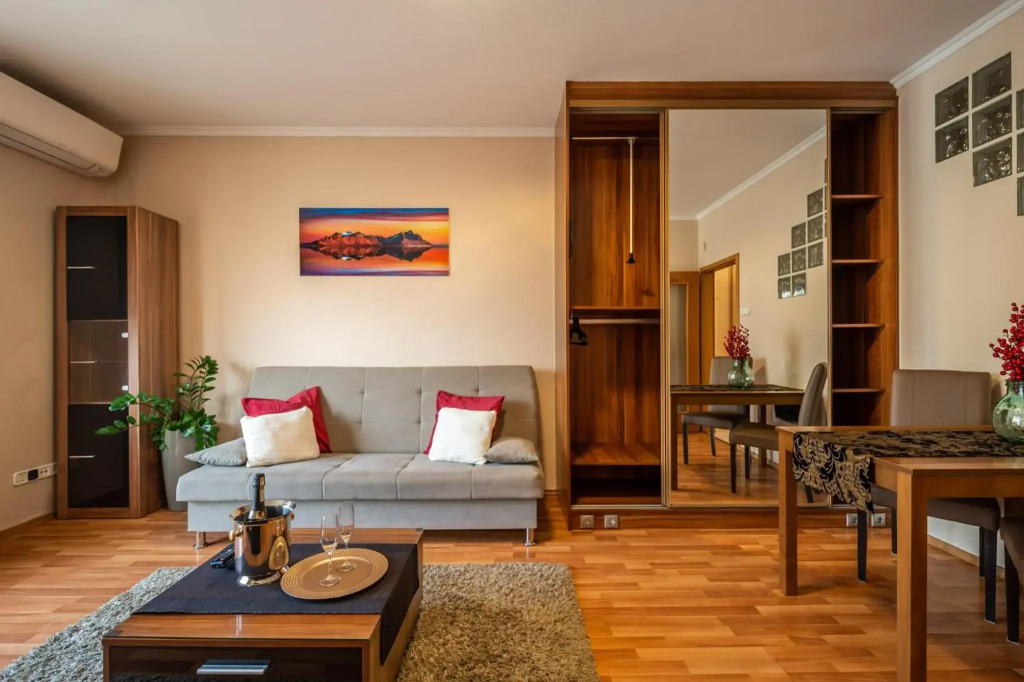 Santos 1214 Apartment