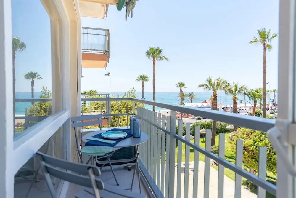MalagaSuite Benalmadena Beach Apartment