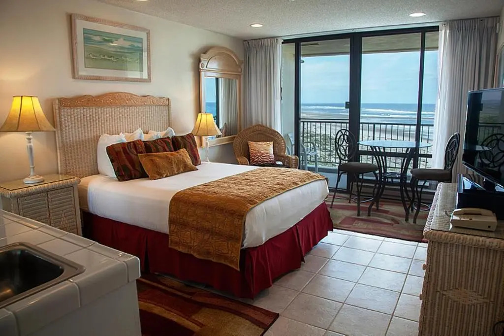 Inn at Spanish Head Resort Hotel