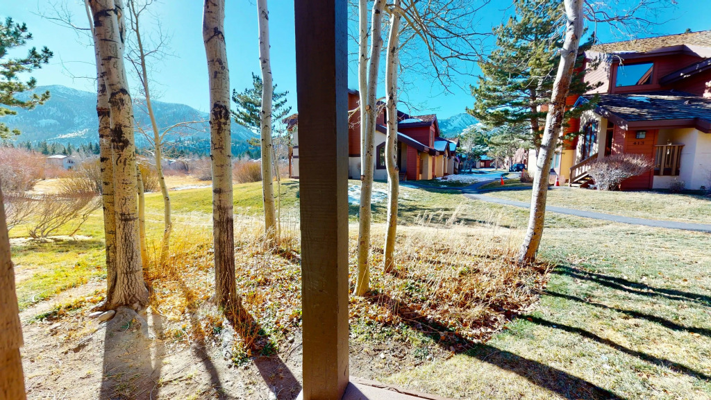 Snowcreek III #415 Condo