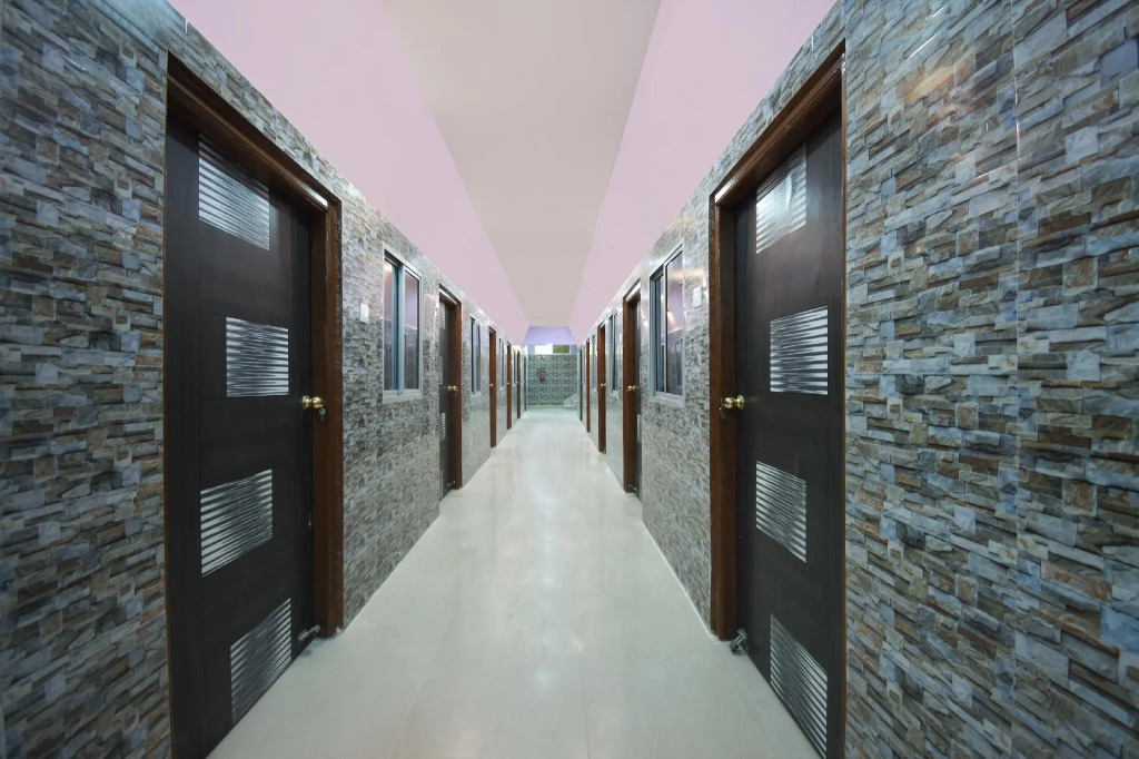 OYO Flagship 77579 Rai Guest House